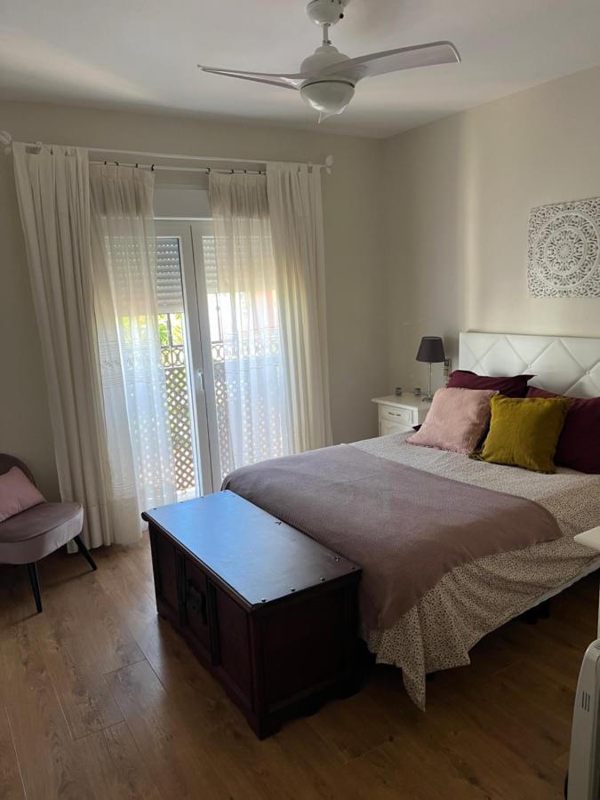 Casa Con Piscina Cerca De Sevilla Exterior foto